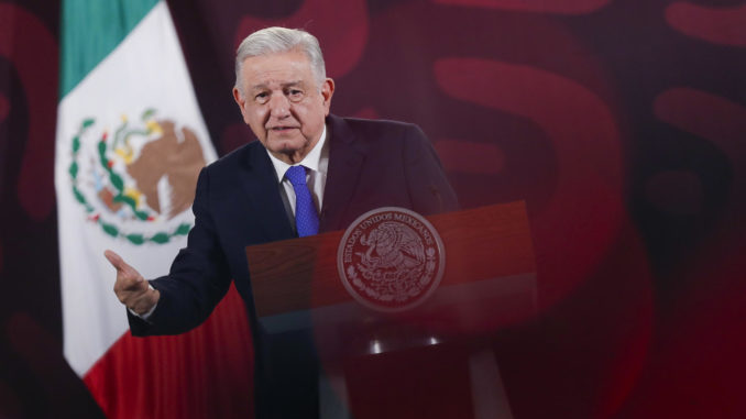 López Obrador rompe relación con Ecuador tras irrupción en embajada y captura de Glas